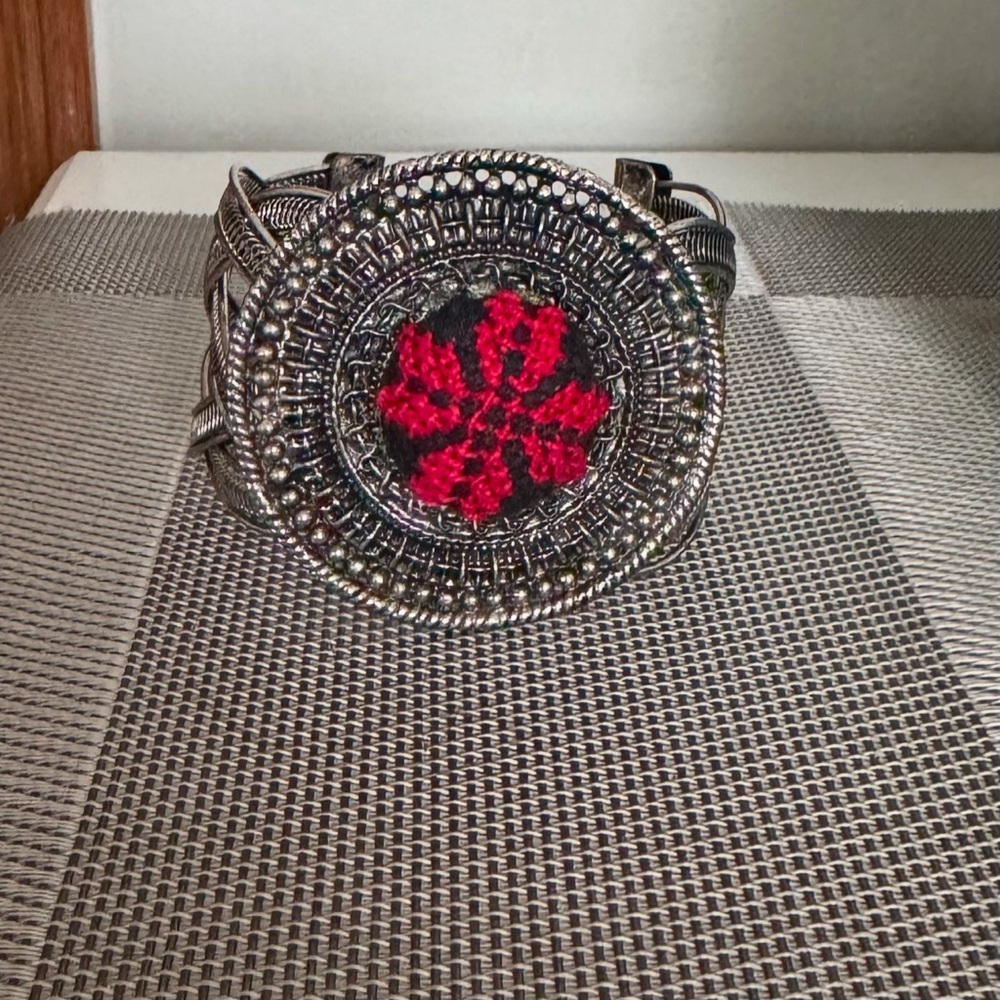Elegant Red and Black Bracelet